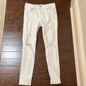 White ripped skinny jeans